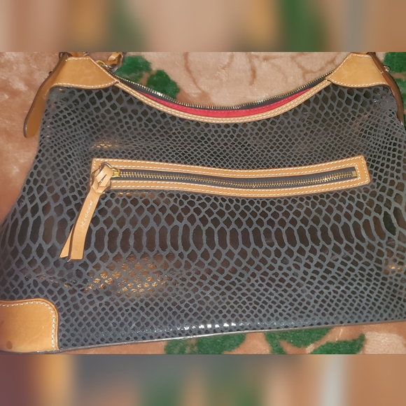 Dooney & Bourke Black Snakeskin Leather Handbag Euc - Picture 12 of 14